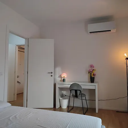 Quiet House - Cinque Terre Apartment La Spezia